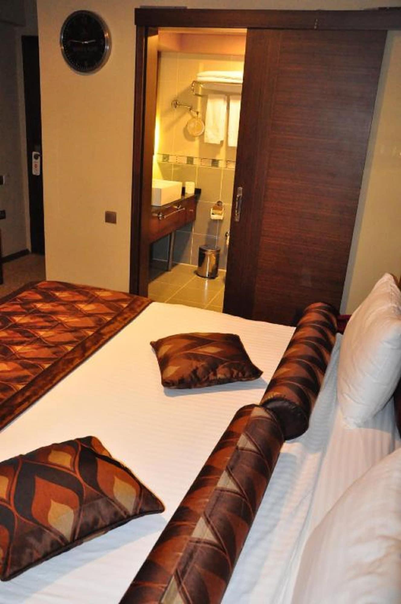 Marlight Boutique Hotel Измир Экстерьер фото
